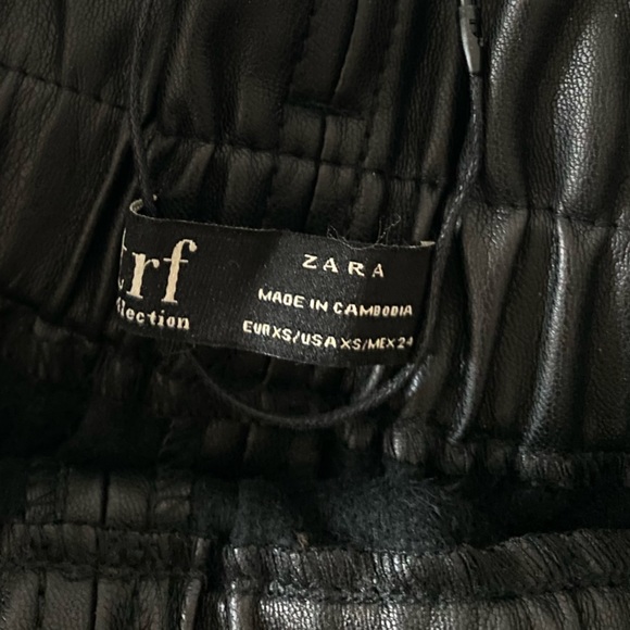 Zara faux Leather skirt - Picture 2 of 5